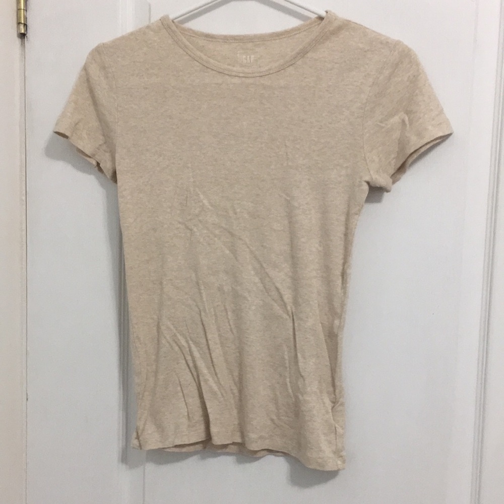Gap basic tee shirt
